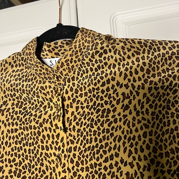 Vintage 100% Silk Cheetah Leopard Blouse - Picture 3 of 7
